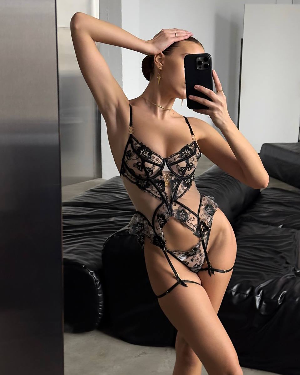 NOELLE NOIR BODYSUIT