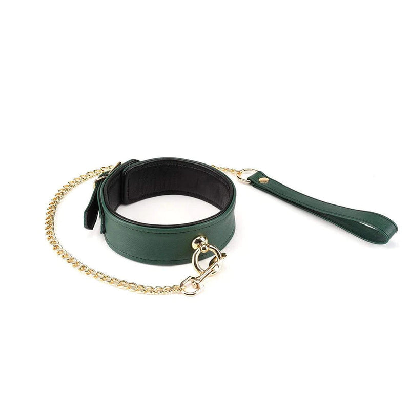 MOSSY LEATHER COLLAR TO WRIST CUFFS